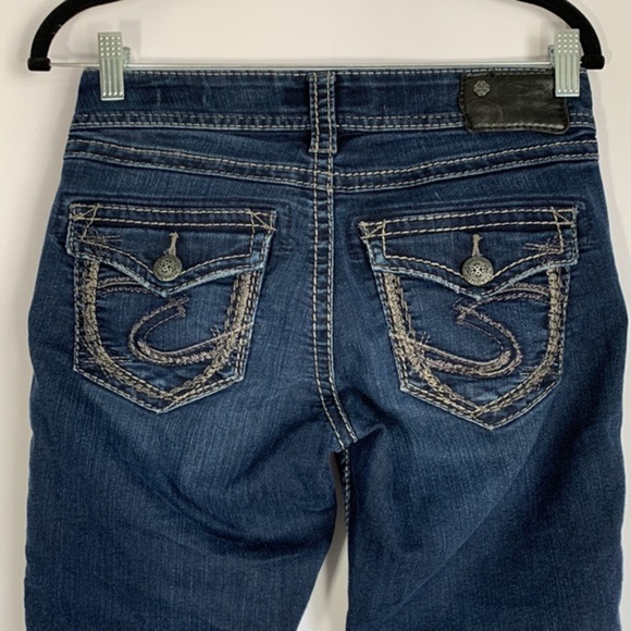 Silver Jeans Co x Bootlegger Dark Blue Suki Mid Capri Jeans - Picture 9 of 13